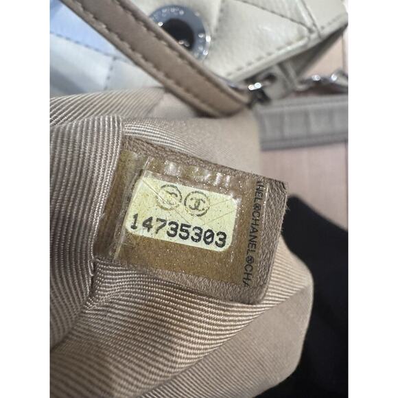 Chanel Caviar Leather Petite Shopping Tote (PST) Ivory Authenticated - Picture 13 of 14